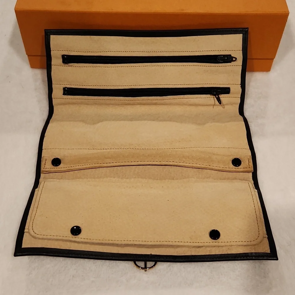 Livingstone London Black Leather Jewelry Roll - Picture 3 of 6